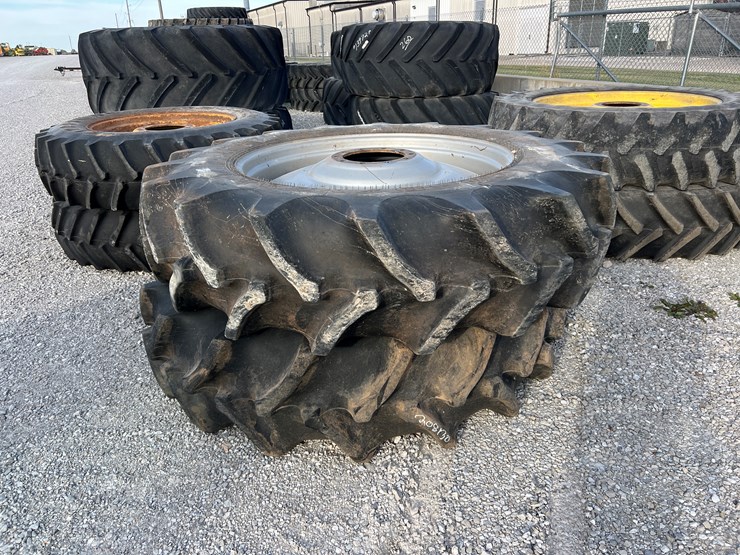 2001-case-ih-mx240-image-25