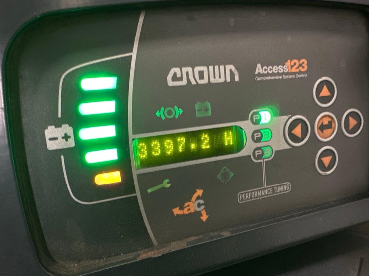 2017-crown-pe4500-60-image-2