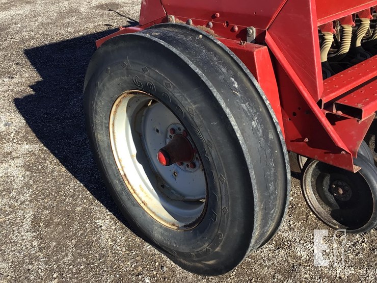 1986-case-ih-5100-image-10