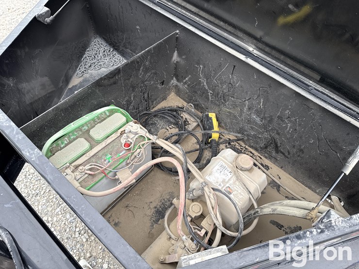 2021-max-d-t/a-dump-trailer-image-12