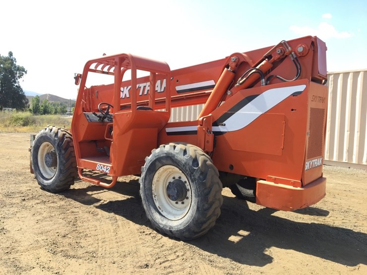 2000-sky-trak-8042-image-4