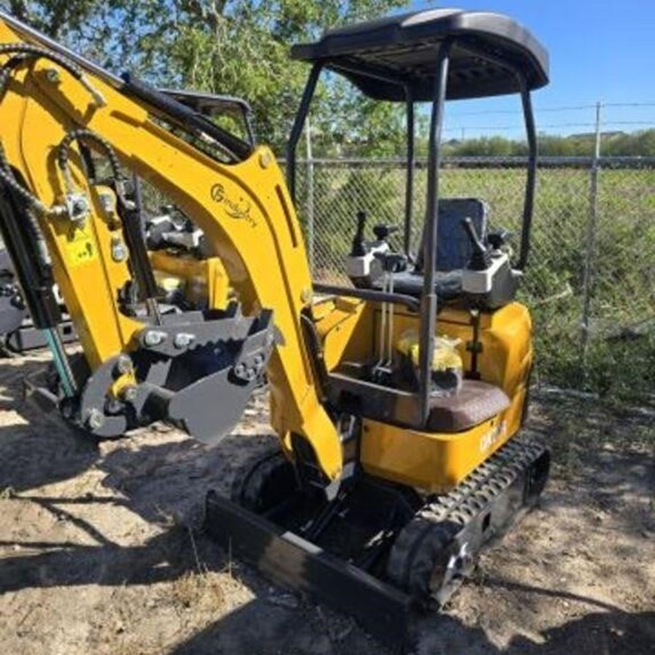 CFG Mini Excavator QK20R with Hydraulic Thumb