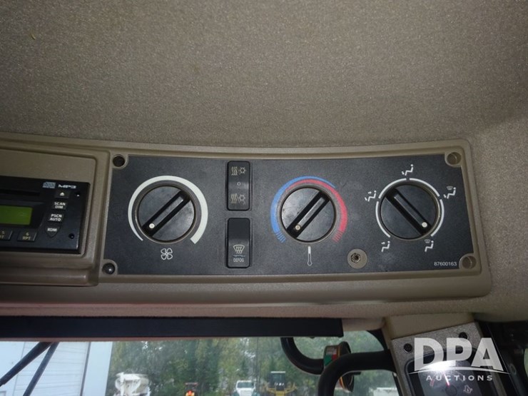 2009-case-ih-titan-3020-image-81