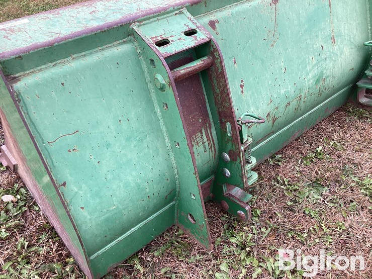 john-deere-72-image-16