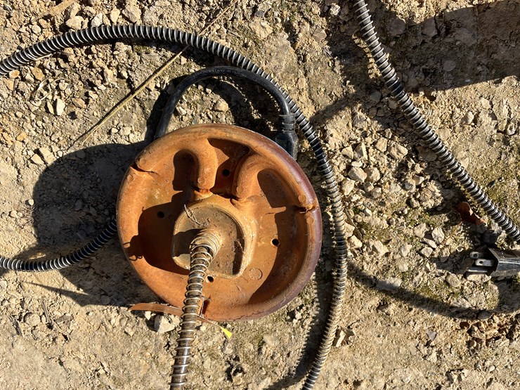 #5953-•-(1)-bucket-heater-and-(2)-tank-heaters-image-13