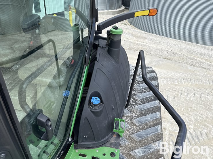 2019-john-deere-8370rt-image-19