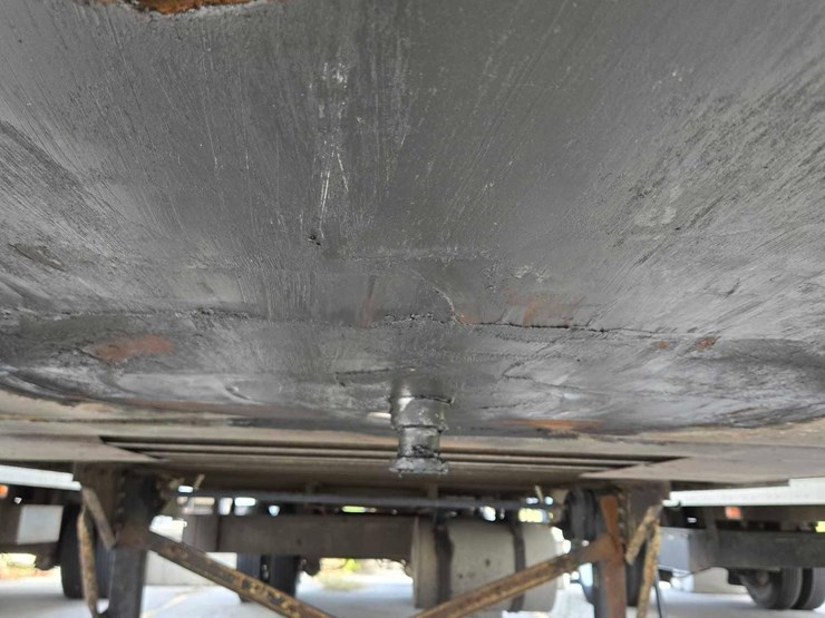 2012-great-dane-trailer-image-10