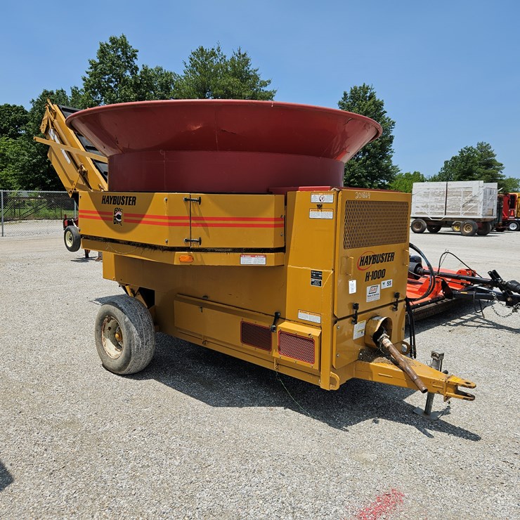 2012 HAYBUSTER H1000