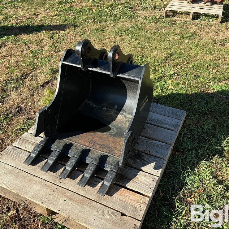 2023 Landhero CAT305/306 Mini Excavator Bucket