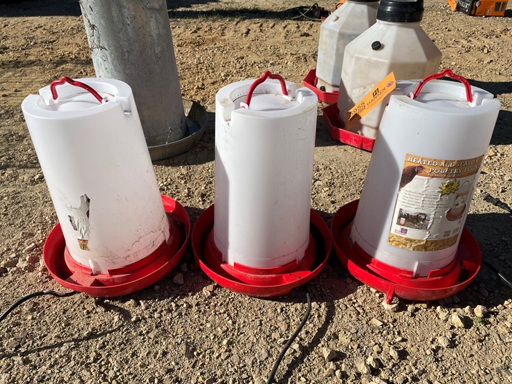 #5955-•-poultry-waterers-and-(1)-feeder-image-8