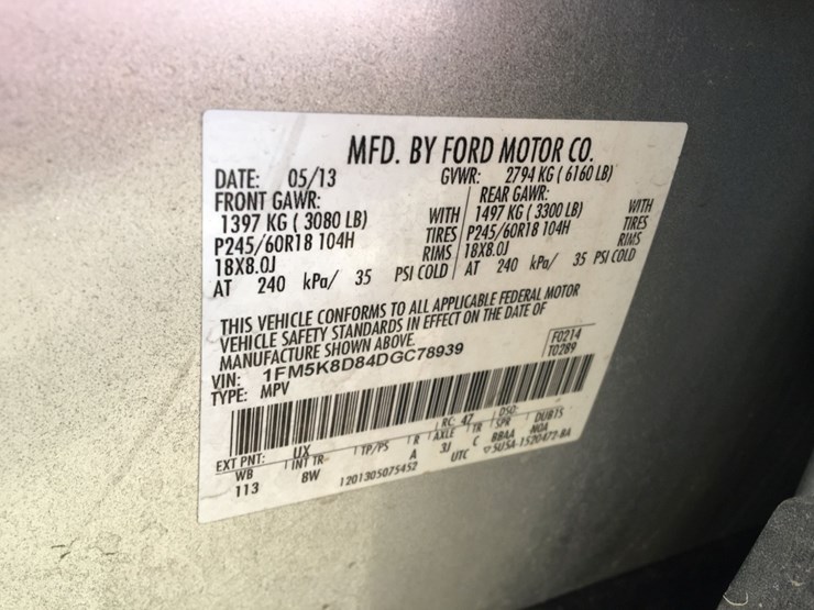 2013-ford-explorer-xlt-image-18