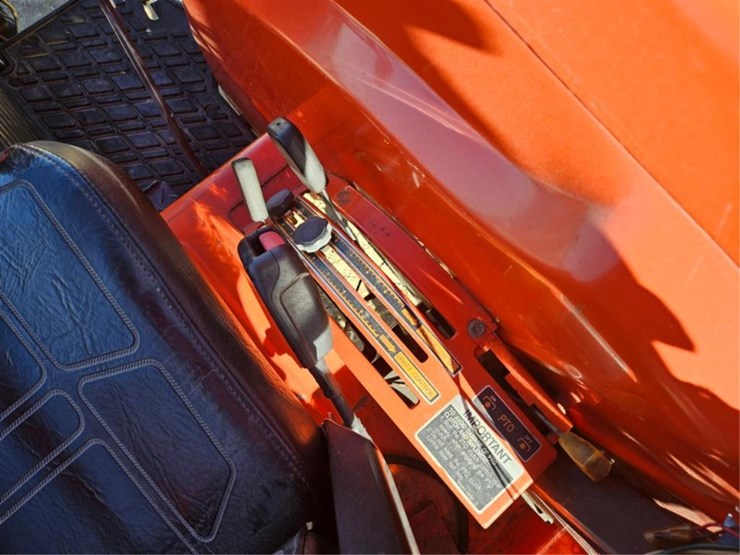 kubota-m5400-image-23