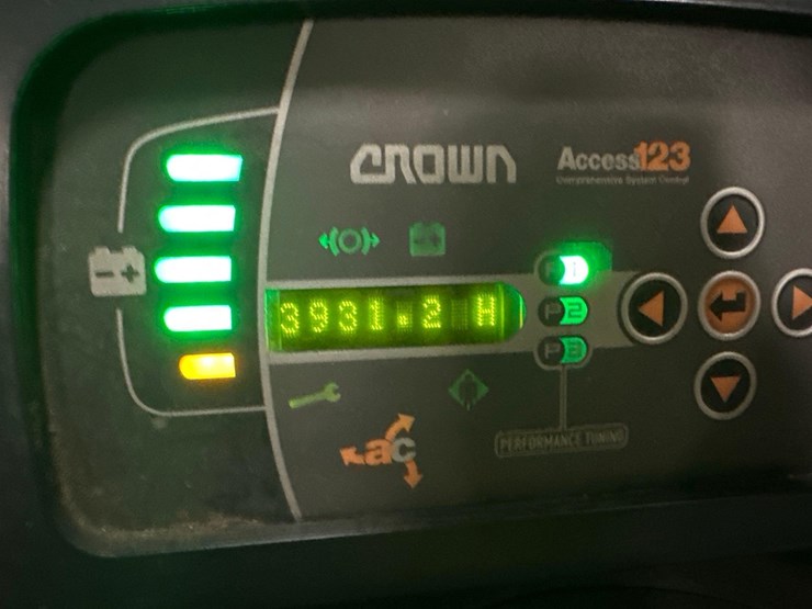 2017-crown-pe4500-60-image-2