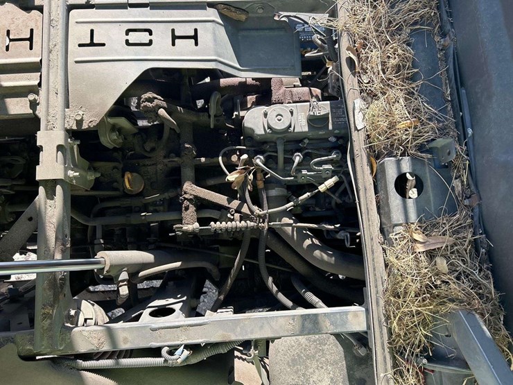 2013-kubota-rtv-x900-image-9