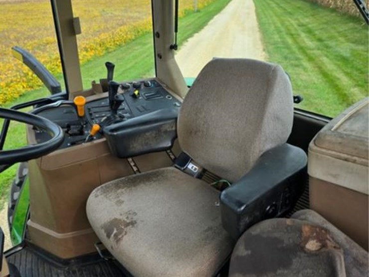 john-deere-7610-image-22