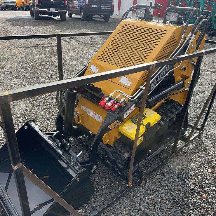 2025 AGT MX-MZT14 Compact Track Loader