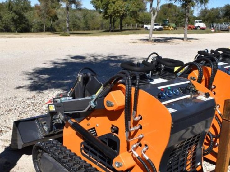 landhero-ldh-t460-mini-skid-steer-(serial-#-2507170126xx)-(k)-image-3