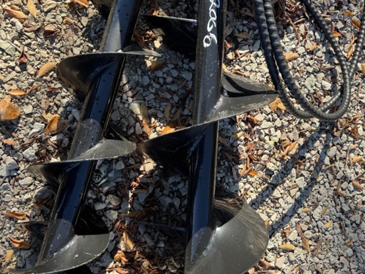 #2006-•-hydraulic-auger-for-mini-excavator-image-3