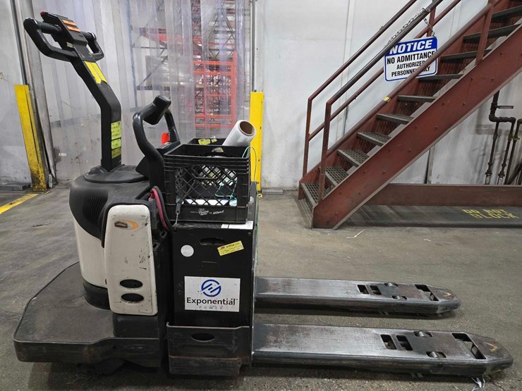 2017-crown-pe4500-60-image-6