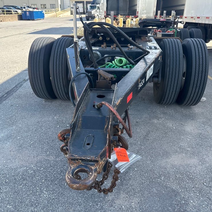 2017 GREAT DANE DOLLY