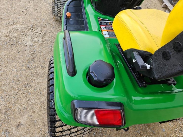 john-deere-x730-image-14