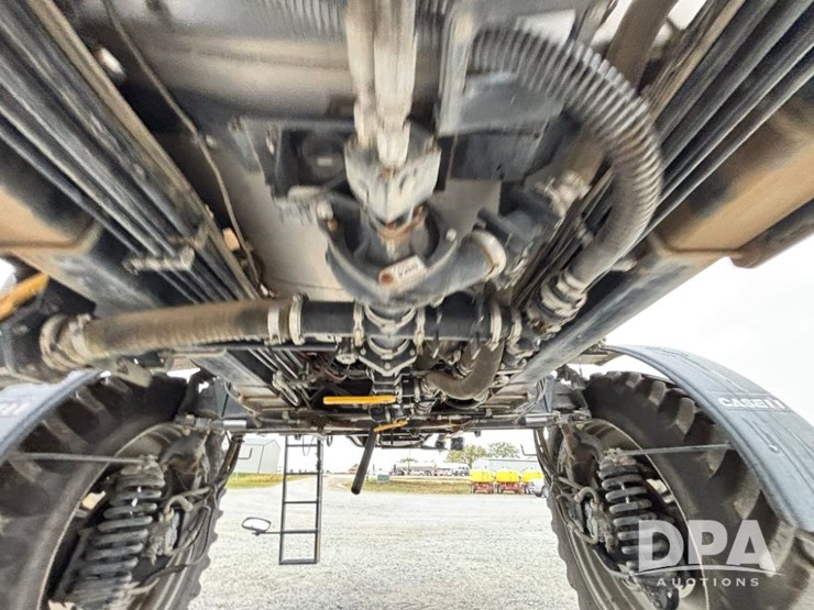 2019-case-ih-patriot-4440-image-55