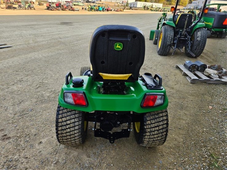 john-deere-x730-image-4