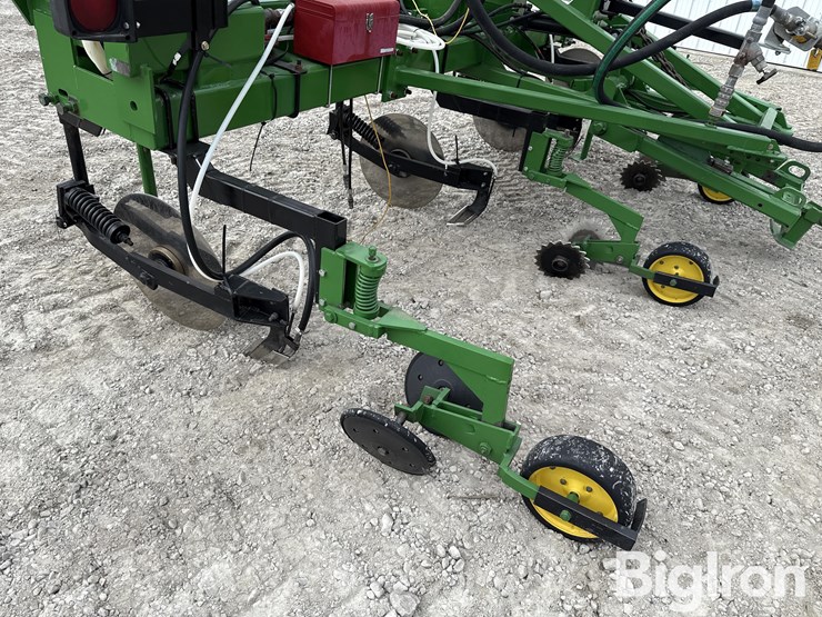 shop-made-sidedress-anhydrous-bar-image-19