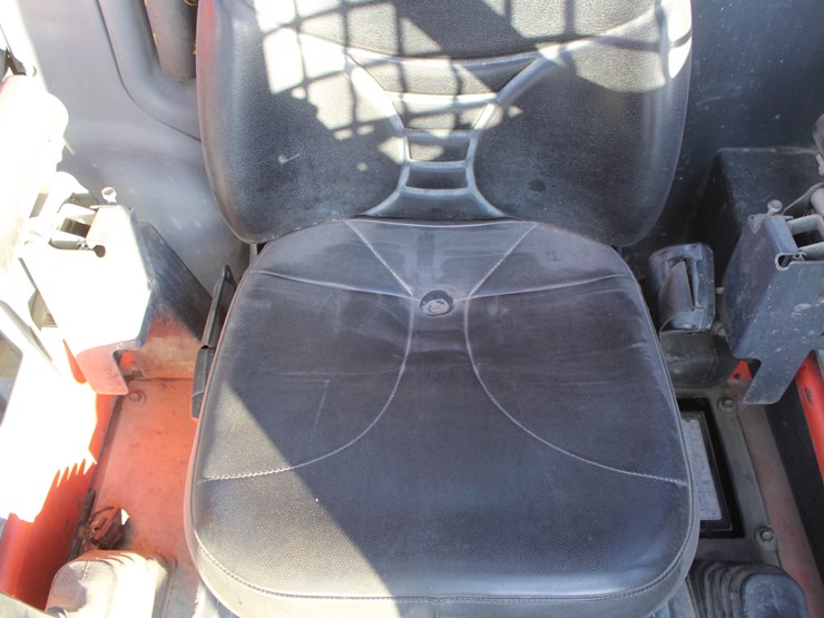 kubota-ssv65-image-15