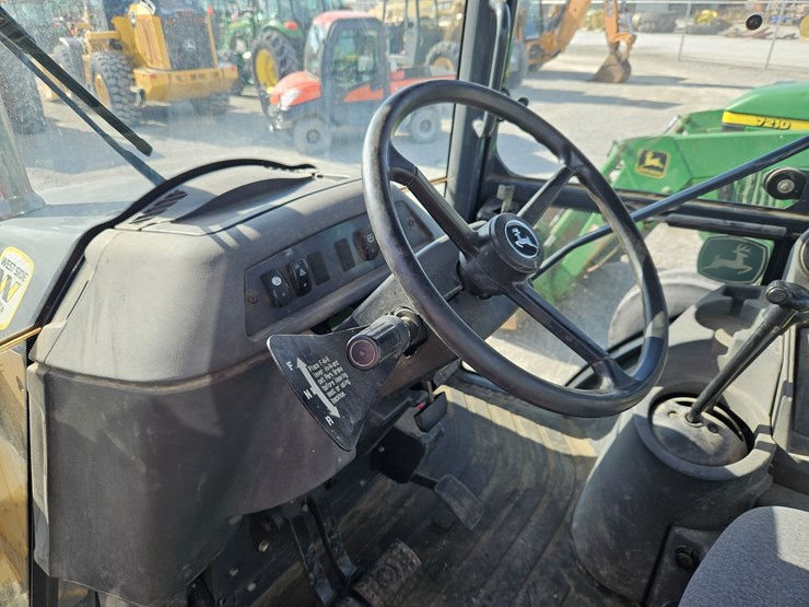 2007-deere-410j-image-18