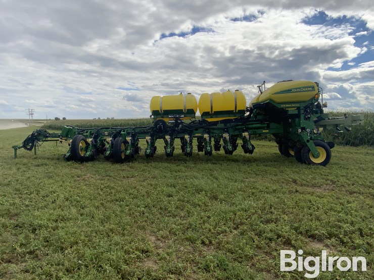 john-deere-1770nt-image-8