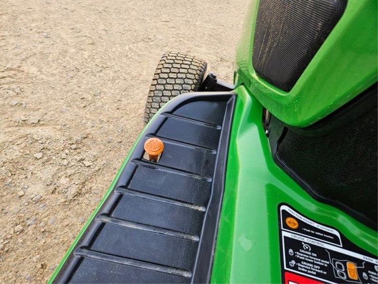 john-deere-x730-image-17