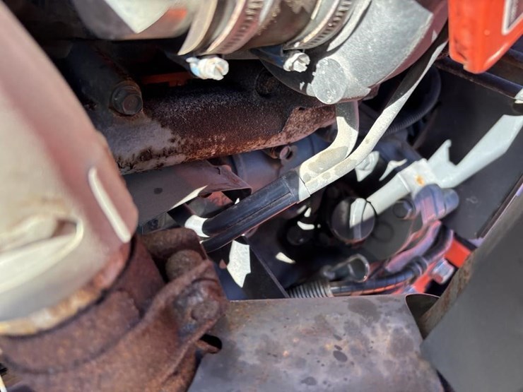 2019-kubota-m7060d-image-57