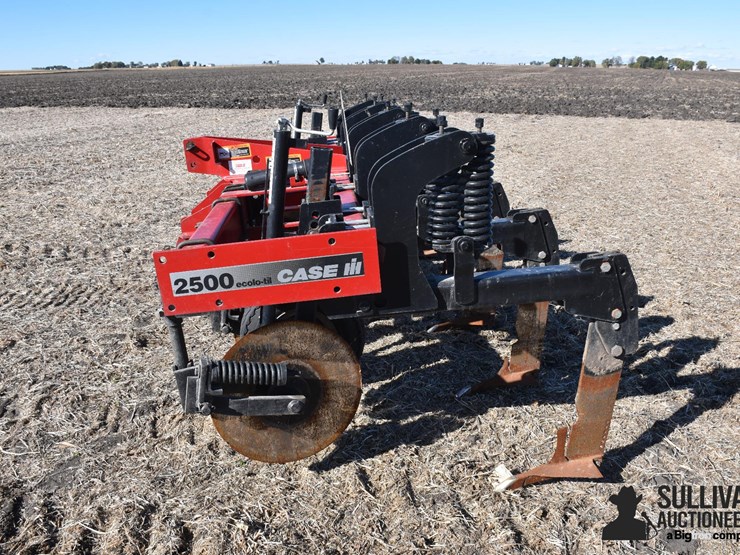 case-ih-2500-image-8