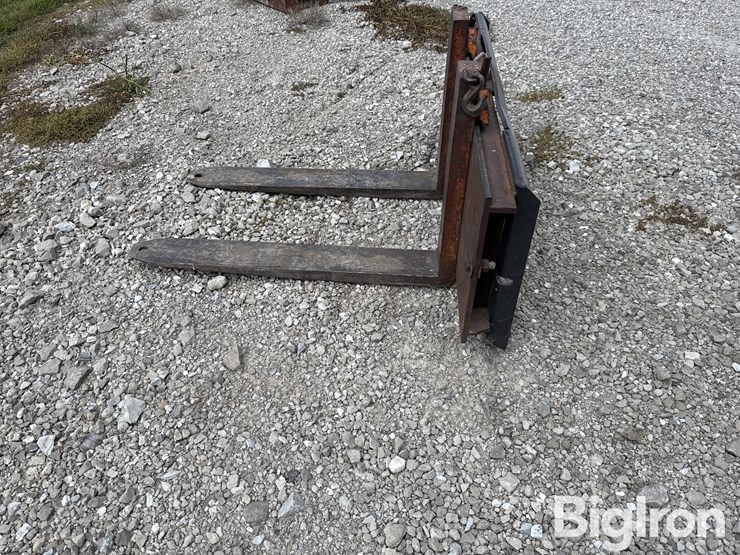 pallet-forks-image-8