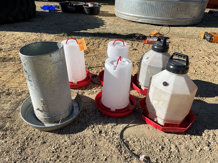 #5955-•-poultry-waterers-and-(1)-feeder-image-6