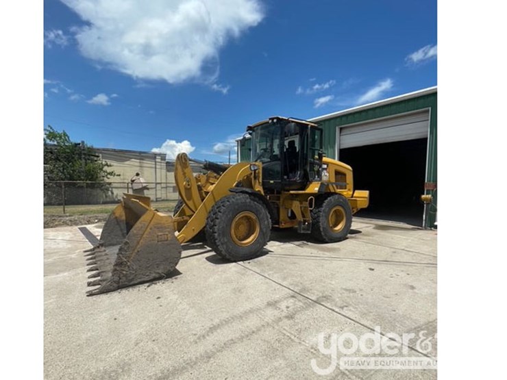 2014-caterpillar-938k-image-1