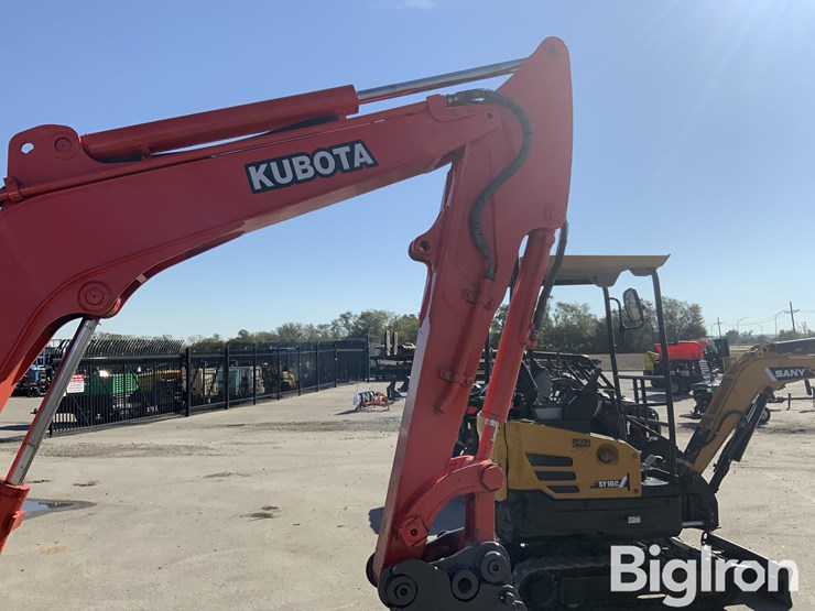2016-kubota-kx71-3-image-17