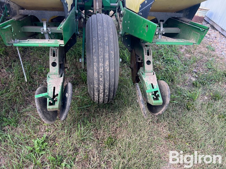 john-deere-1760-image-19