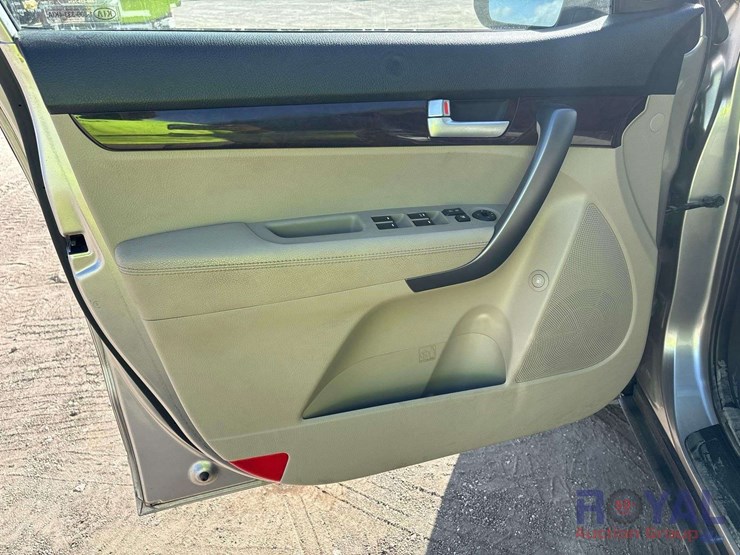 2015-kia-sorento-image-11