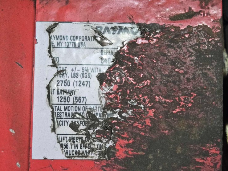 2007-raymond-8400-image-4
