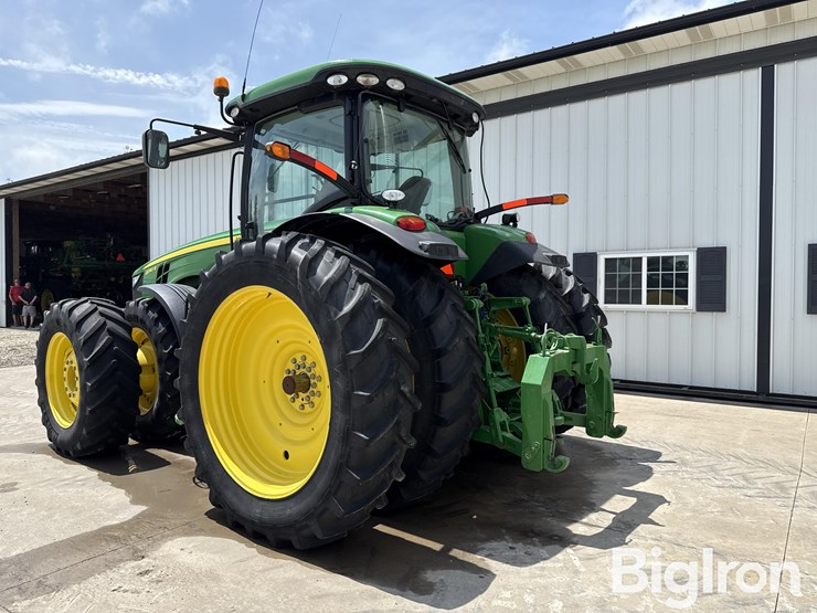 2011-john-deere-8310r-image-7
