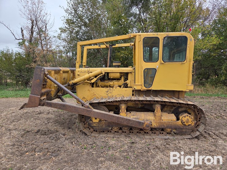 1967-caterpillar-d6c-image-8