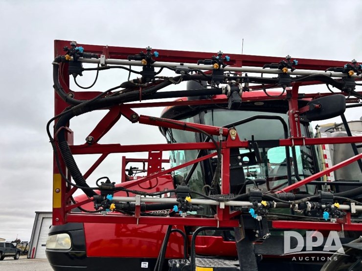 2019-case-ih-patriot-4440-image-78