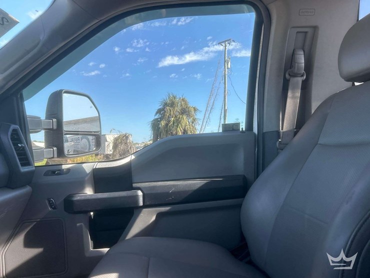 2017-ford-f250-image-12