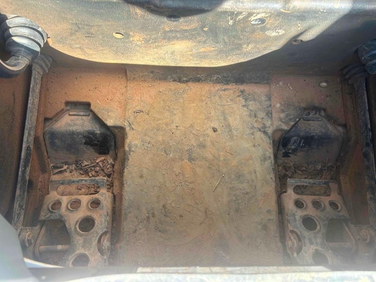 bobcat-t650-image-23