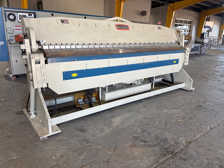 #2751-•-2019-baileigh-10ft-hyd-finger-brake-image-1