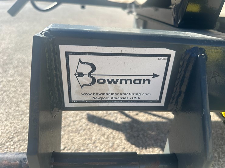 caterpillar-12-image-25