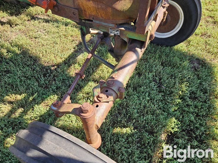 1951-oliver-77-image-17