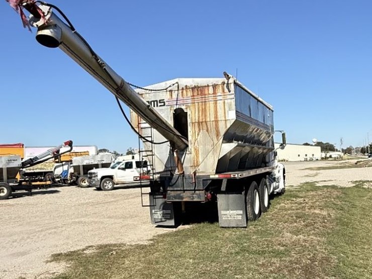 2002-international-9200-image-3